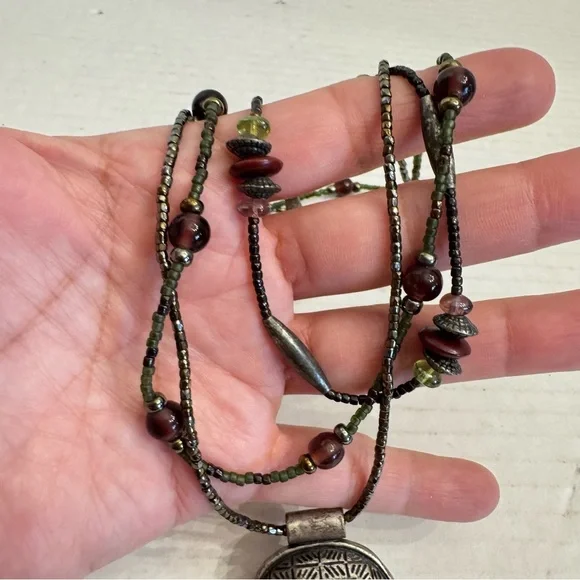 Chico's Multi Beaded String Statement Necklace Choker Green Earth tone Boho - Picture 11 of 16